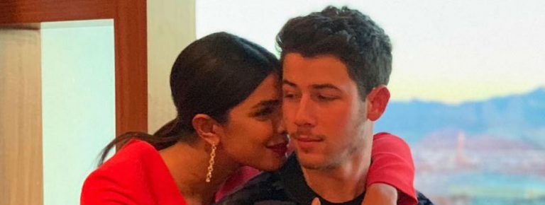 ¡Mira el impresionante vestido de novia de Priyanka Chopra!