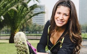 Vivi Rodríguez se luce mostrando rutina de ejercicios en bikini