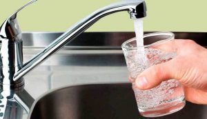 Tarifa punta en el agua: Se cobrará el sobreconsumo de agua potable en 12 regiones del país