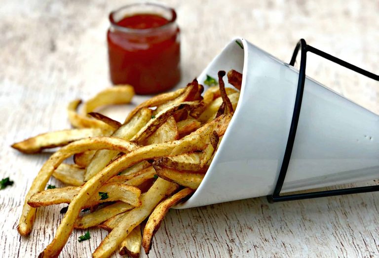 Según prestigiosa universidad: ¡Sí se puede comer una cantidad de papas fritas todos los días!