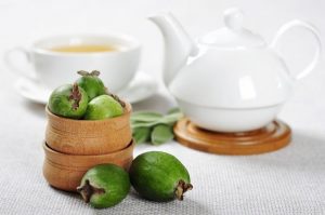Así debes preparar el té de hojas de guayaba para adelgazar