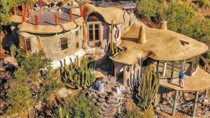 El significado que tiene la ducha de Pangal Andrade: "Es un baño erótico"