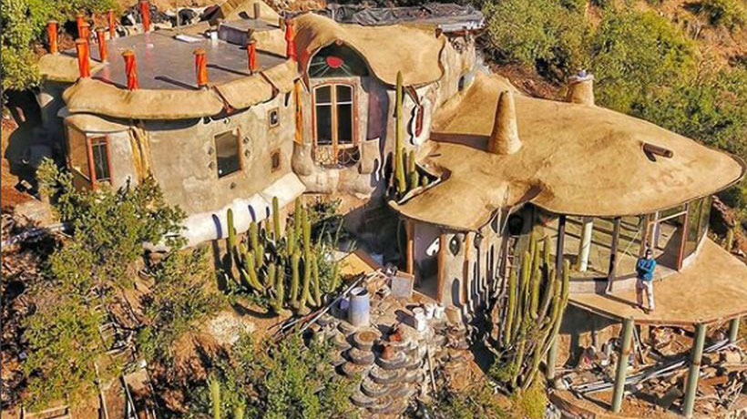 El significado que tiene la ducha de Pangal Andrade: "Es un baño erótico"