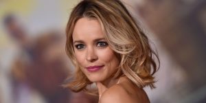 Rachel McAdams impacta con fotografía que reivindica la lactancia materna