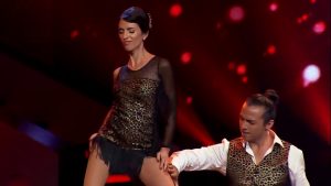 Paz Bascuñan sorprende bailando junto a jurado de "Rojo"