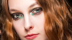 5 estilos de sombras de ojos metalizadas para llevar esta Navidad