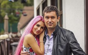 Insólita agresión en reality show: participante dio brutal golpiza a su novia frente a las cámaras