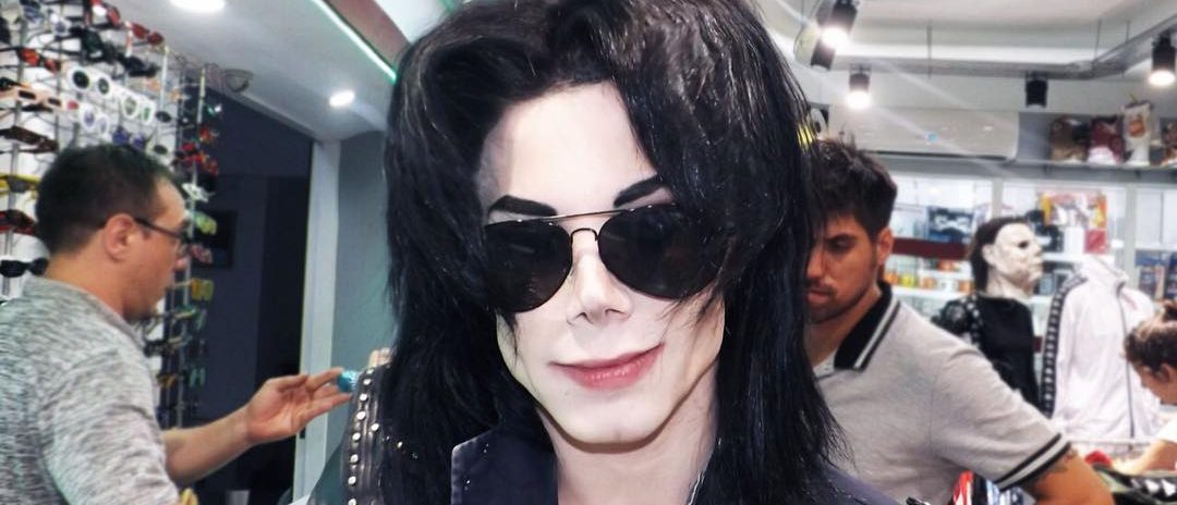 Joven argentino gastó más de $20 millones para verse igual a Michael Jackson