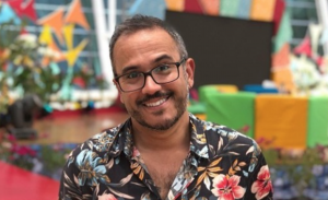 Vuelve a casa: Victor Aranda regresa a TVN para ser voz en off de Muy Buenos Días