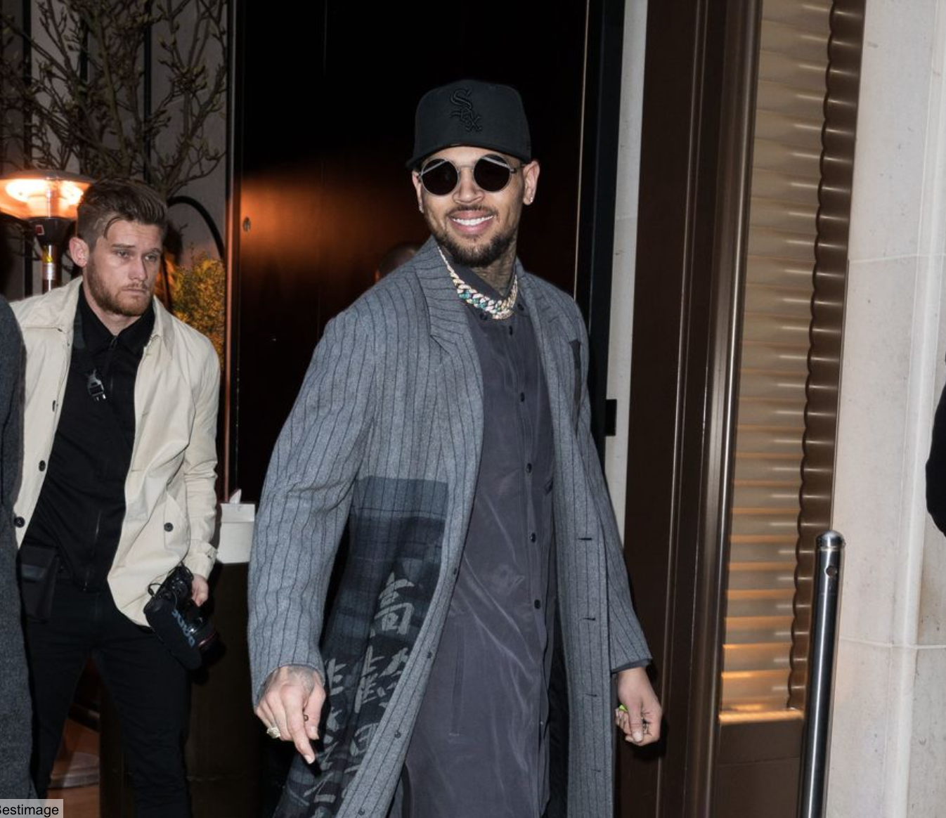 Chris Brown es detenido en Francia tras ser acusado de violación