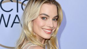 Margot Robbie sube primera foto como Harley Quinn para película en solitario