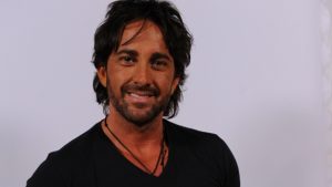 Arturo Longton ninguneó con grosera frase al nuevo reality de Mega