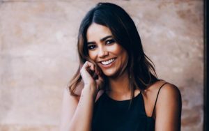 Camila Recabarren opta por radical cambio de look