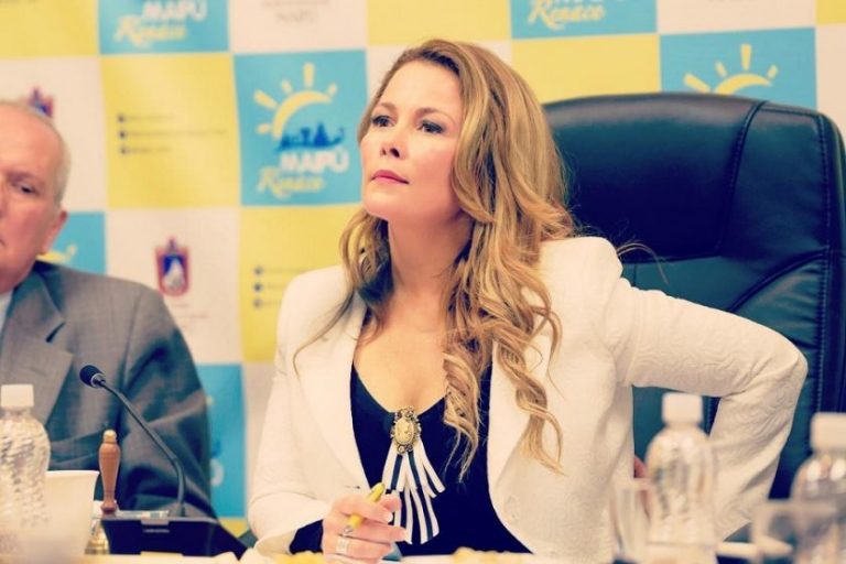 Alcaldesa Cathy Barriga decreta cuarentena comunal en Maipú por Covid-19