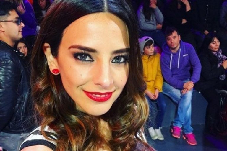 Daniela Castillo presenta a su guapa hermana en redes sociales