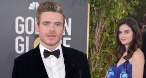 Promotora de agua de los Globos de Oro demandó a la marca por uso de su imagen