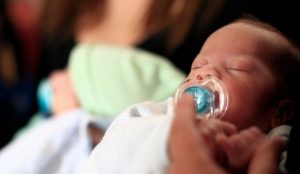 En 4,2% aumentó la cifra de nacimientos de hijos de extranjeros en Chile