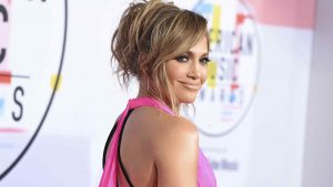 Jennifer Lopez asegura que le negaron papeles en películas por ser latina