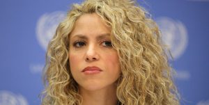 Shakira es víctima de duros comentarios tras 'filtración' de foto que muestra su celulitis