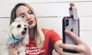 Crean dispositivo para tomar las mejores selfies con tu mascota