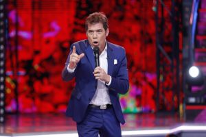 Este cantante se integra como jurado en la tercera temporada de "Rojo"