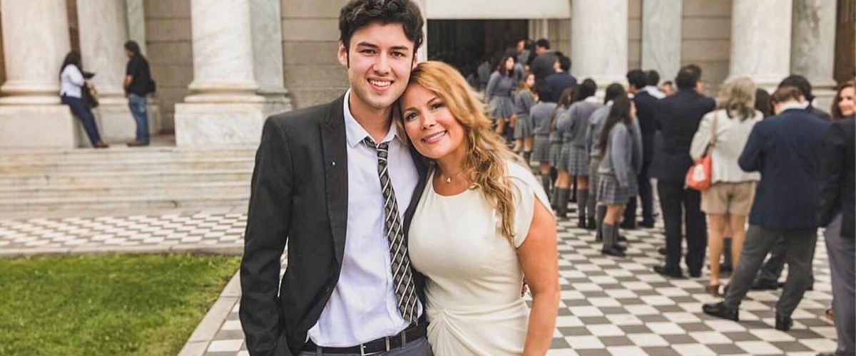 Hijo mayor de Cathy Barriga sale en su defensa: "Mi mamá no es así"