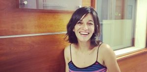 Lore Capetillo muestra sus estrías para entregar un importante mensaje
