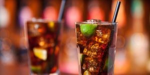 Inventan una bebida que emborracha sin alcohol ni resaca