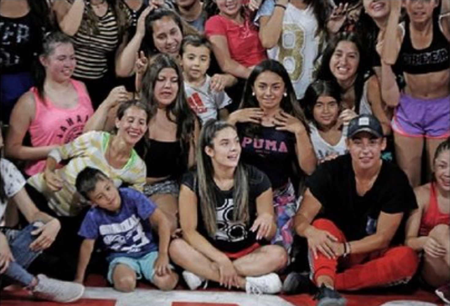 Chantal Gayoso y Juan Francisco Matamala se lucieron como profesores ante 130 personas