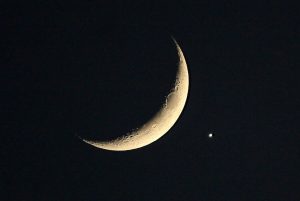 Horóscopo semanal: Tiempos de confusión y engaño en Luna Nueva
