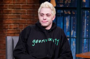 Pete Davidson echa a espectador tras cruel broma sobre Mac Miller