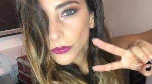 Daniela Castillo deleita a sus seguidores con elegante y sensual sesión de fotos