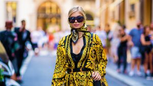 6 formas en las que puedes usar el accesorio del momento: el pañuelo