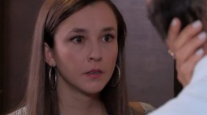 En "Verdades ocultas" Javiera pilla a su papá con Raquel y televidentes se llenan de memes