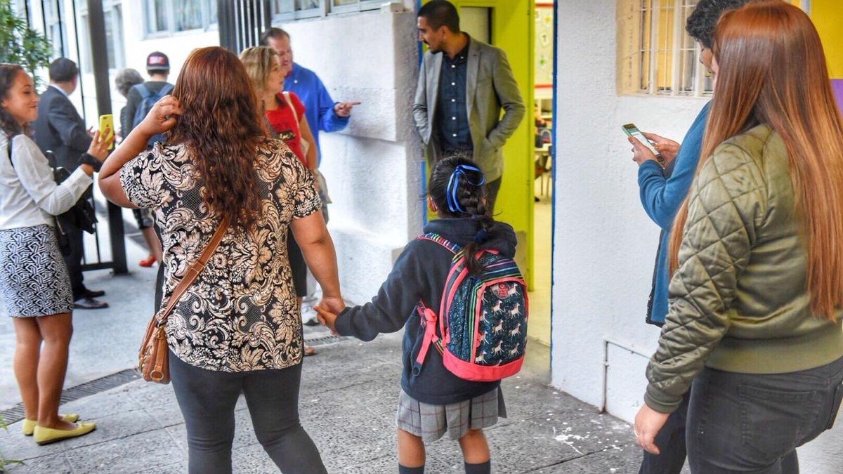 Liceo Lastarria de Providencia recibe a sus primeras alumnas en más de 100 años de historia