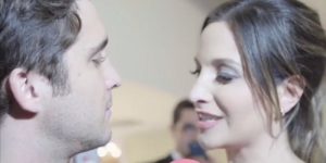 Diego Boneta rompió el silencio sobre el beso de Daniela Palavecino: "No sentí que fuera para tanto"