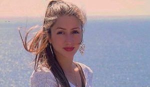 Polola de 'Cangri' compartió emotivas postales de su hija recién nacida