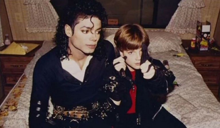 Revelan video de Michael Jackson disfrazado que confirmaría versión de supuesta víctima