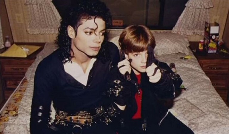 Revelan video de Michael Jackson disfrazado que confirmaría versión de supuesta víctima