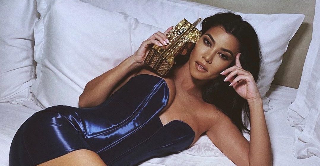 Kourtney Kardashian estaría viviendo intenso romance con miembro de Blink 182