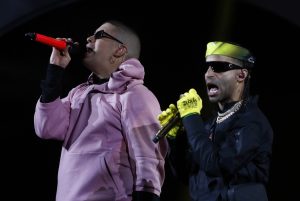 El llamativo y costoso accesorio de Arcángel que desató ola de memes en redes sociales