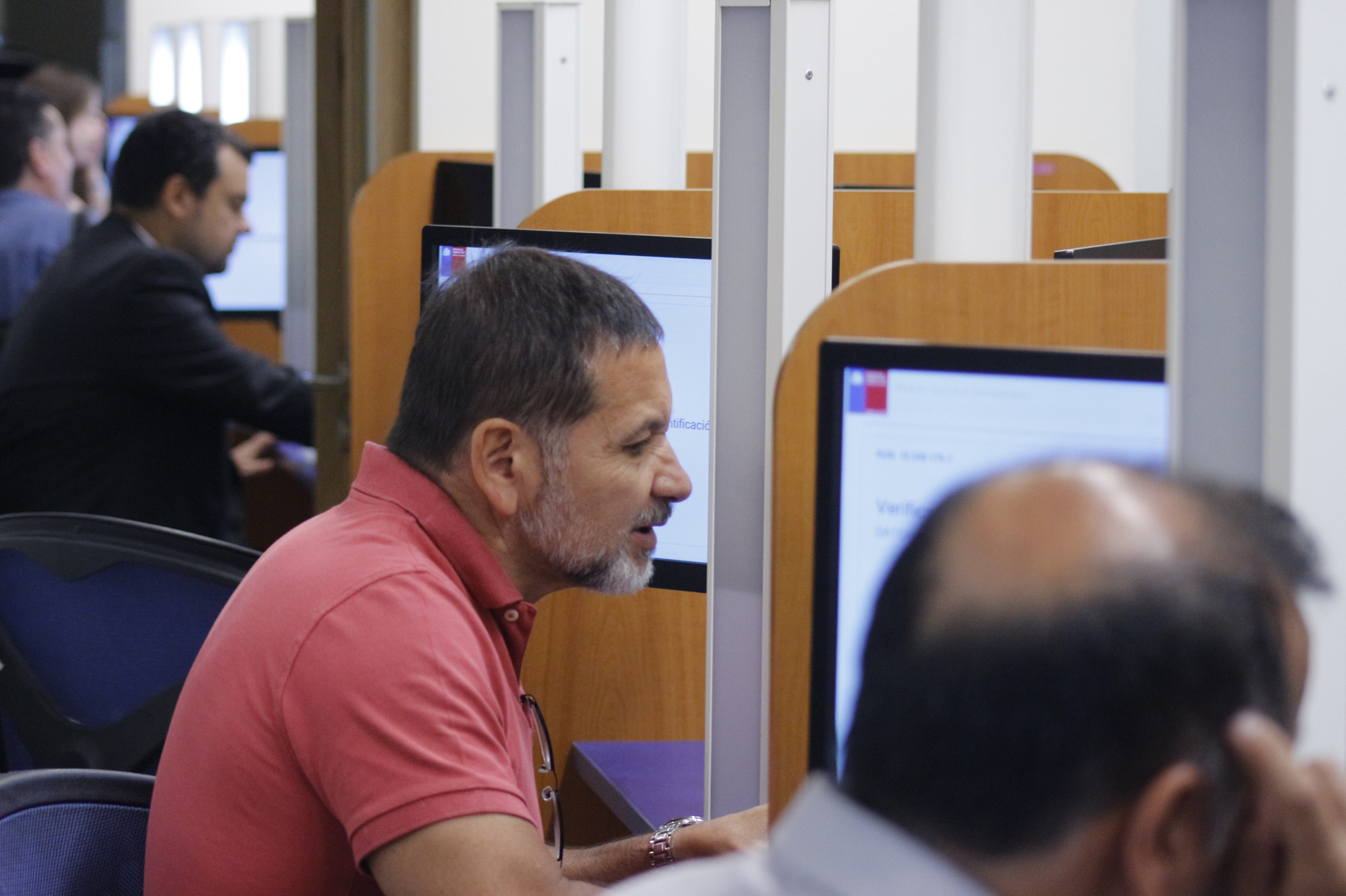 Registro Civil anuncia lista de certificados que subirán de precio en abril