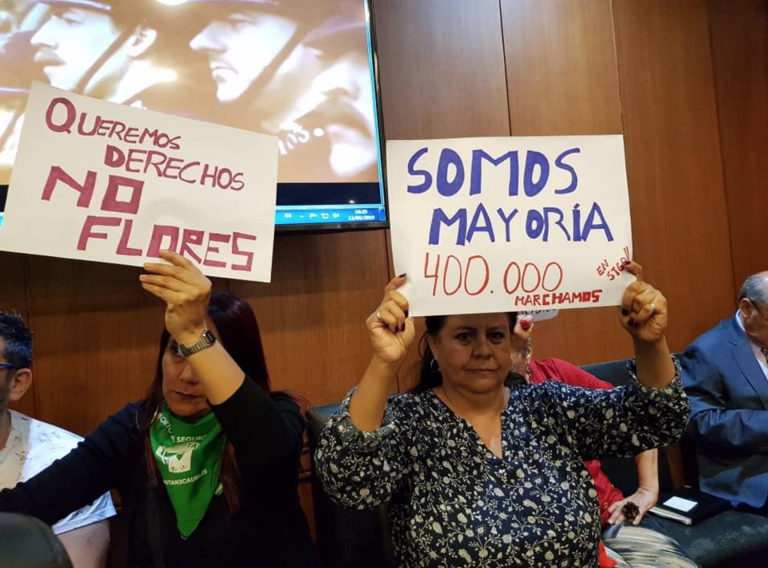 Mujeres funan a concejal Julio Martínez: "No da lo mismo su arrogancia misógena"