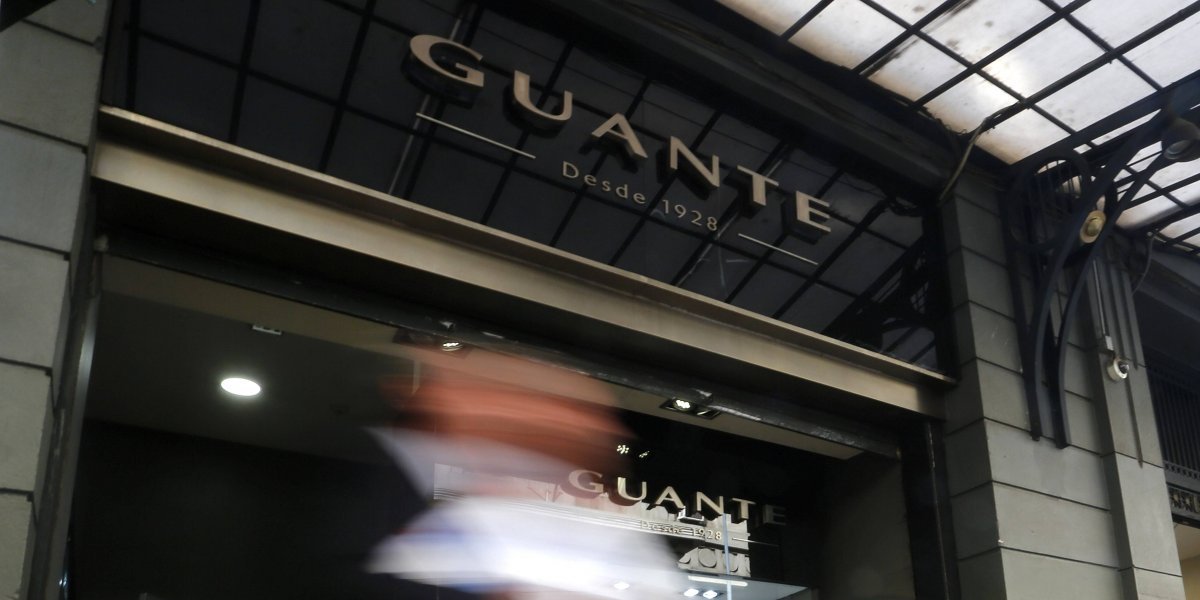 Conocida tienda de calzado cierra sus fábricas en Chile y desvincula a 283 trabajadores