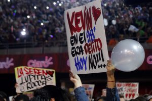 Los divertidos carteles de las fans de Backstreet Boys en la Quinta