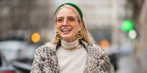 Diadema de terciopelo: Así es el accesorio que será furor esta temporada