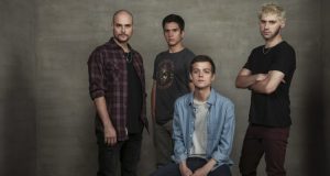 Augusto Schuster sacó aplausos con su actuación en "Juegos de poder"