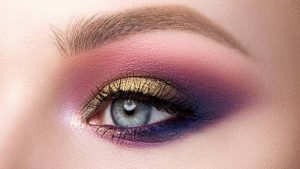 "Stamp eye shadow": Así es la evolución de los clásicos ojos ahumados