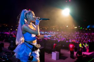 Esto cobró Ariana Grande por presentarse en Coachella