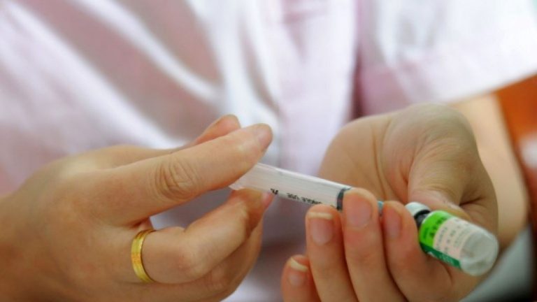 El Ministerio de Salud no descarta medidas legales contra los "antivacunas"